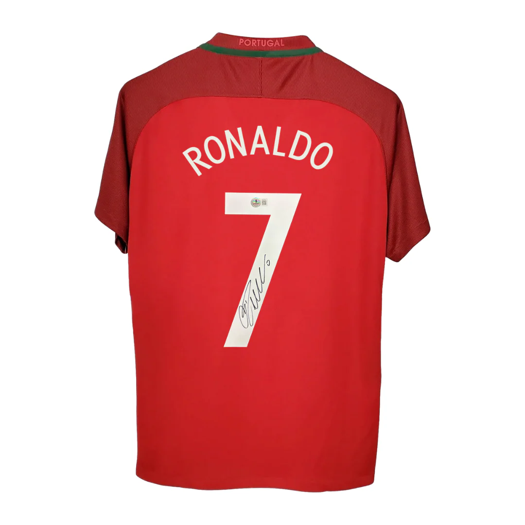 Framed Cristiano Ronaldo Signed Portugal 2016 EURO Final Soccer Jersey #7 with Beckett COA - Image 3