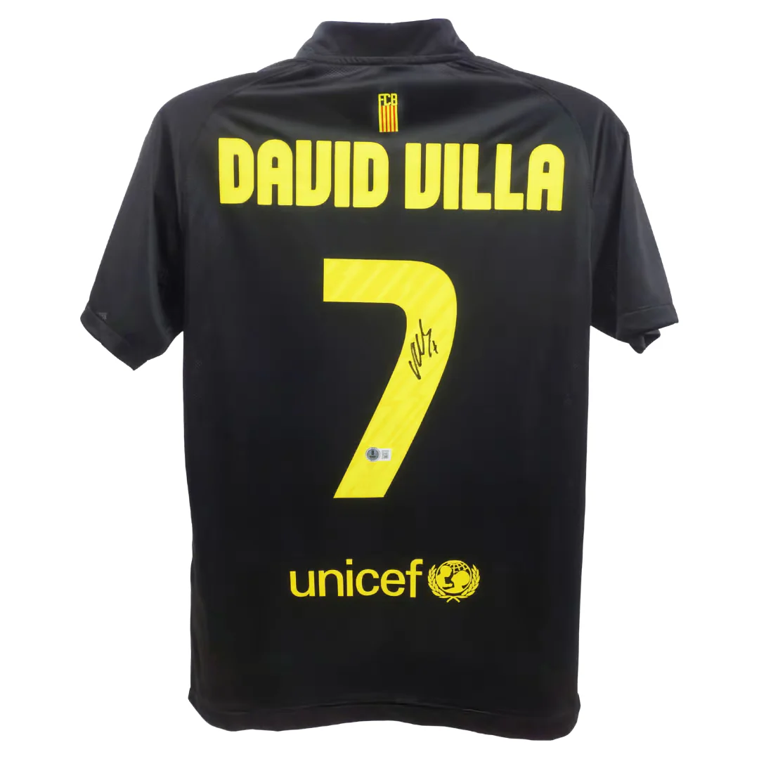 David Villa Signed FC Barcelona Away Soccer Jersey #7 with Beckett Witness - Image 3