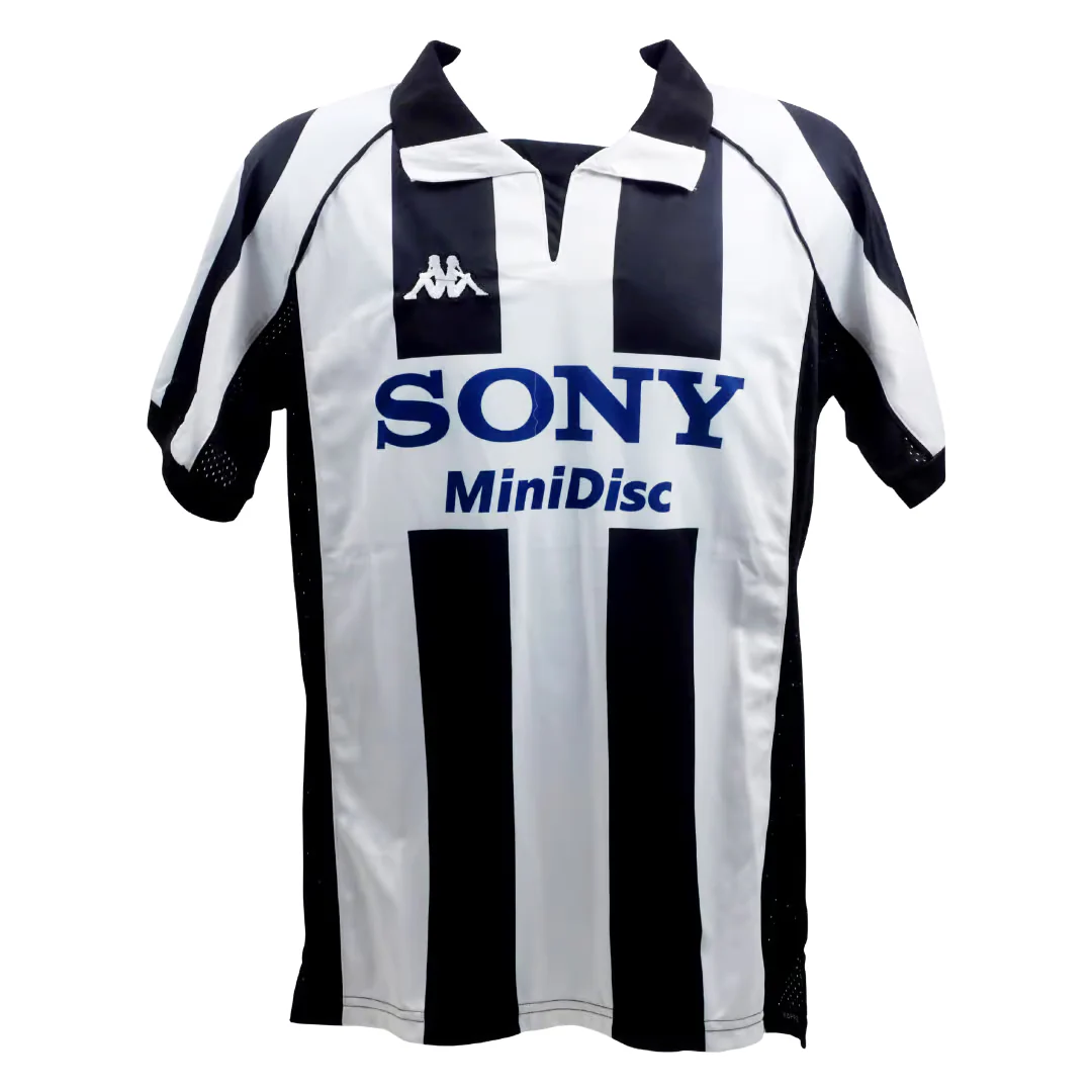 Filippo Inzaghi Signed Juventus FC Home Soccer Jersey #9 with Beckett Witness - Image 4