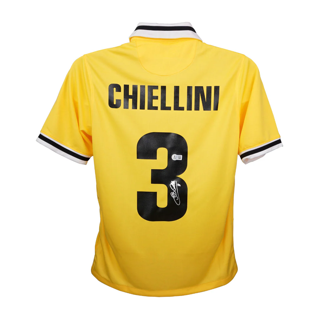Giorgio Chiellini Signed Juventus Away Soccer Jersey #3 with Beckett Witness - Image 3