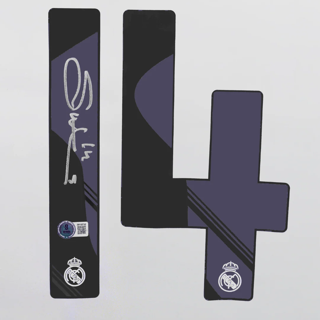 Framed Guti Hernandez Signed Real Madrid Home Soccer Jersey #14 with Beckett Witness - Image 2
