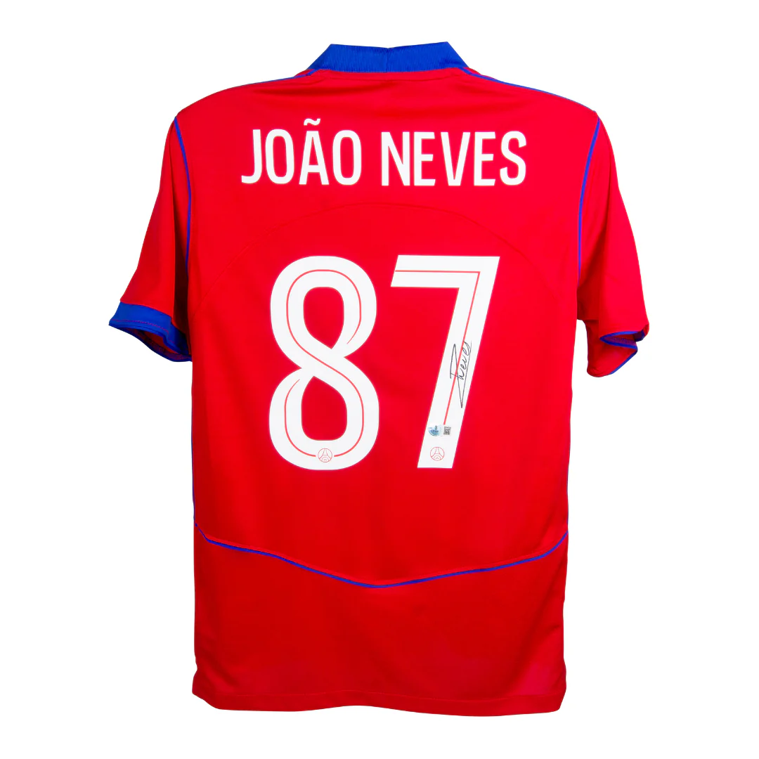 Framed Joao Neves Signed PSG Away Soccer Jersey #87 with Beckett Witness - Image 3