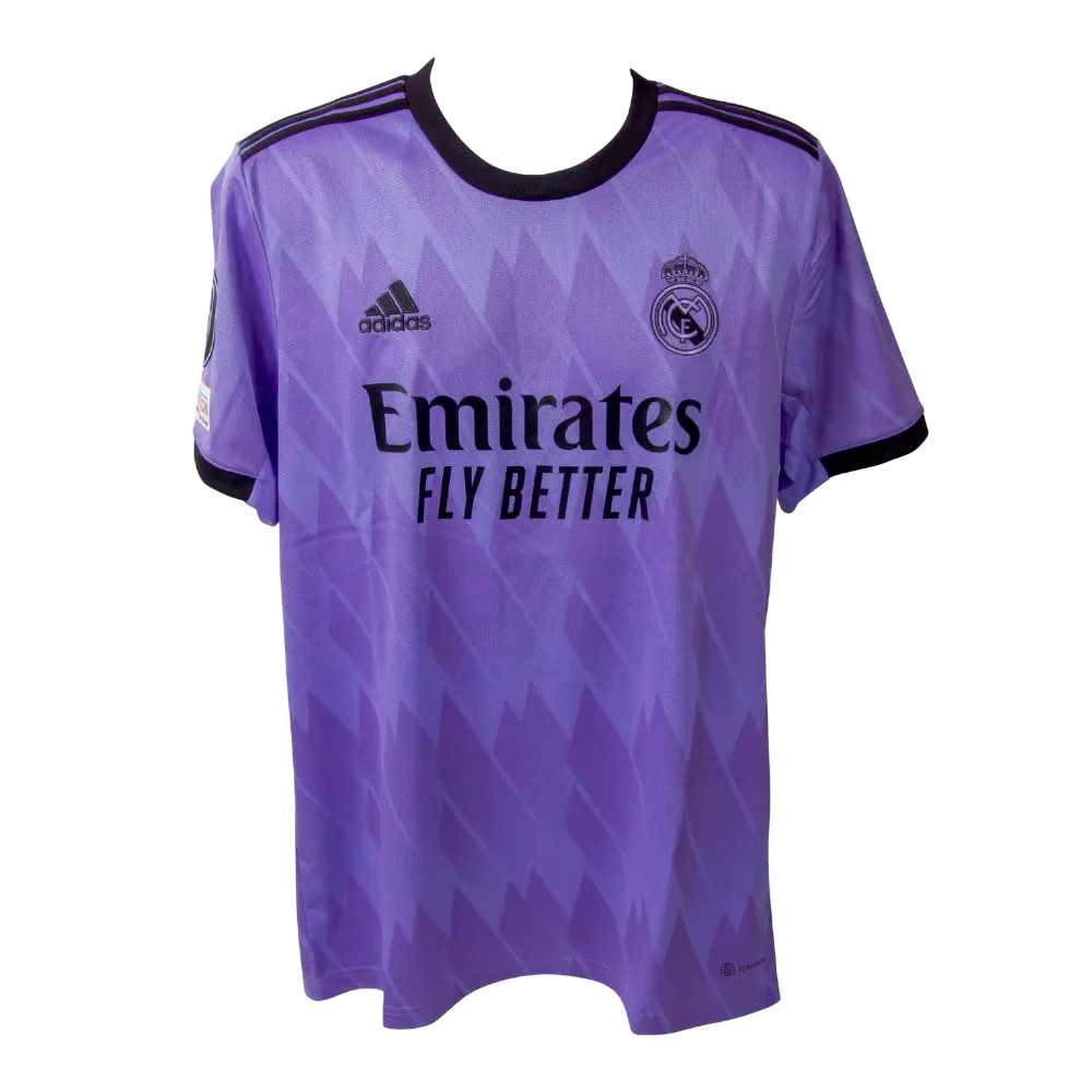Framed Karim Benzema Signed Real Madrid FC Away Soccer Jersey #9 with Beckett COA - Image 4