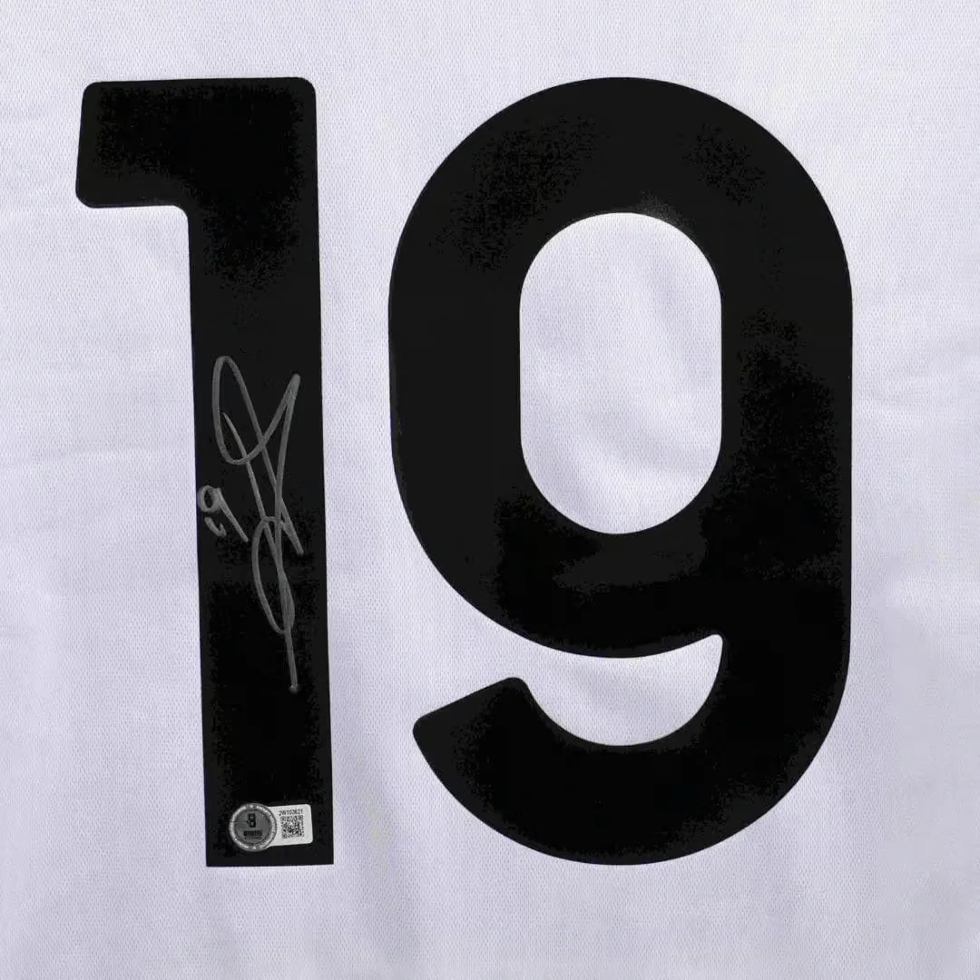 Leonardo Bonucci Signed Juventus FC Home Soccer Jersey #19 with Beckett Witness - Image 2