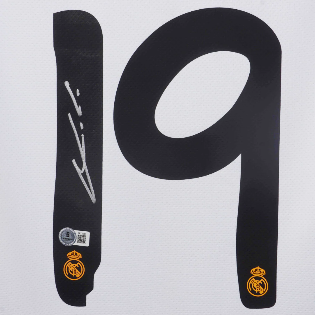 Framed Luka Modric Signed Real Madrid FC Home Soccer Jersey #19 with Beckett COA - Image 2