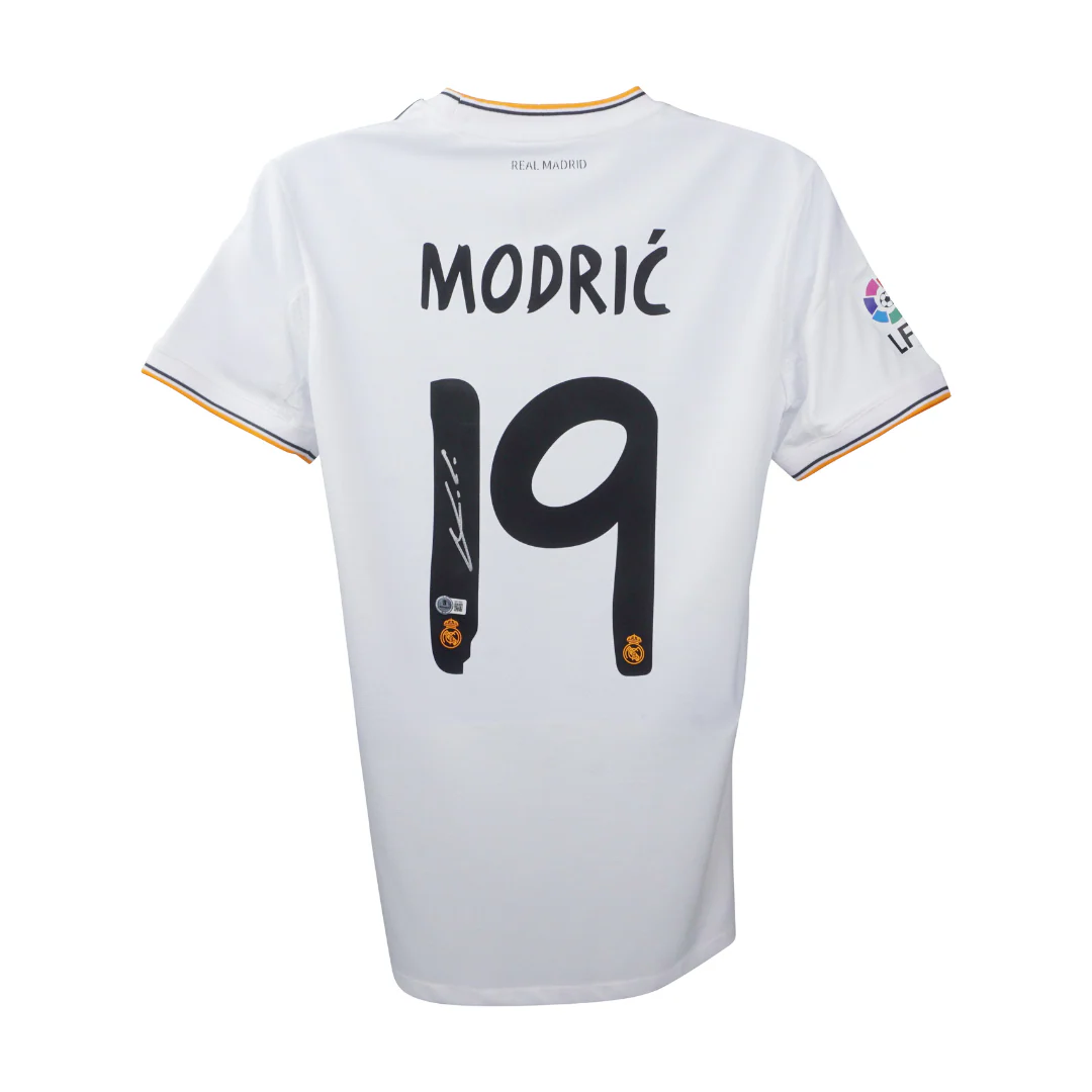 Framed Luka Modric Signed Real Madrid FC Home Soccer Jersey #19 with Beckett COA - Image 3