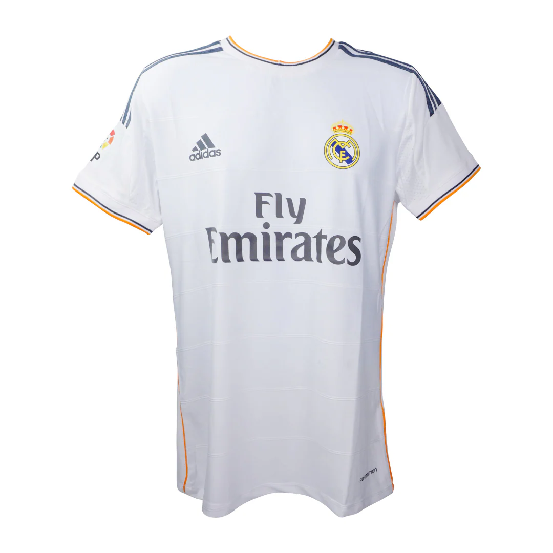 Framed Luka Modric Signed Real Madrid FC Home Soccer Jersey #19 with Beckett COA - Image 4