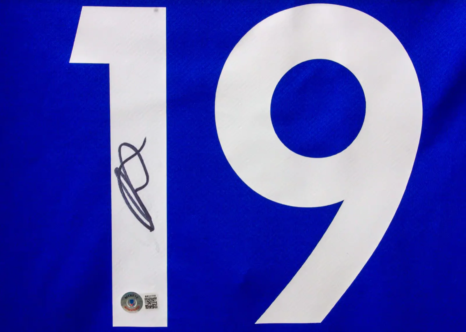 Mason Mount Signed Chelsea FC Home Soccer Jersey #19 with Beckett COA - Image 2