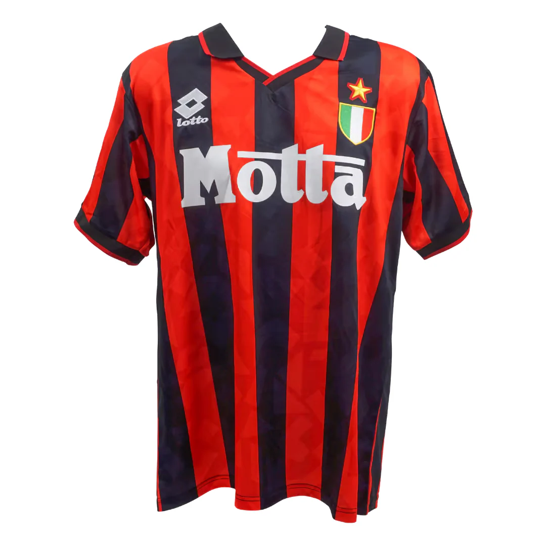 Framed Paolo Maldini Signed Vintage AC Milan Home Soccer Jersey #3 with Beckett Witness - Image 4