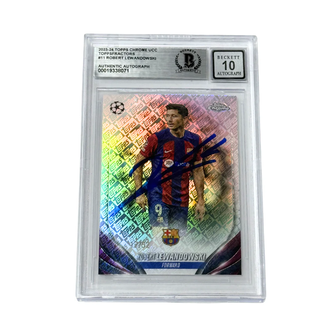 Robert Lewandowski Signed 2023 Topps Chrome UCC Toppsfractor /52 - BGS 10 AUTO