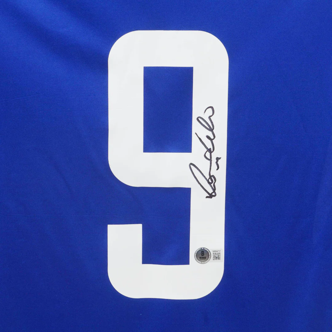 Framed Ronaldo Nazario Signed Brazil FC Away Soccer Jersey #9 with Beckett Witness - Image 2