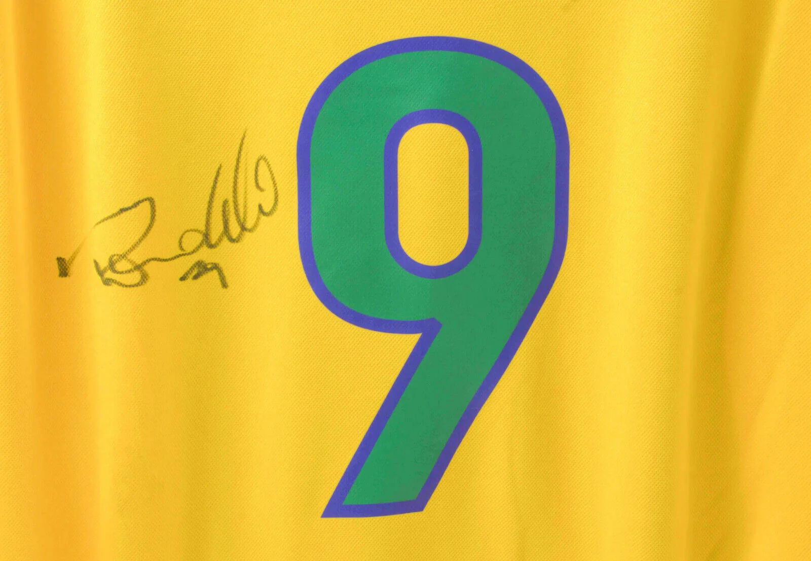 Ronaldo Nazario Signed Brazil FC Home Soccer Jersey #9 with Beckett COA - Image 2