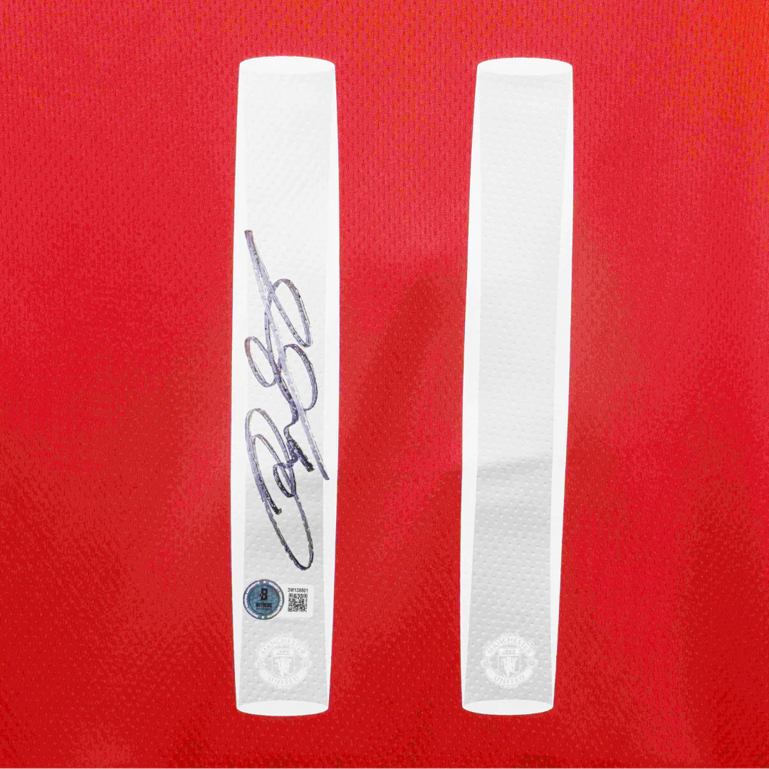 Framed Ryan Giggs Signed Manchester Utd 08 UCL Final Jersey #11 with Beckett Witness - Image 2