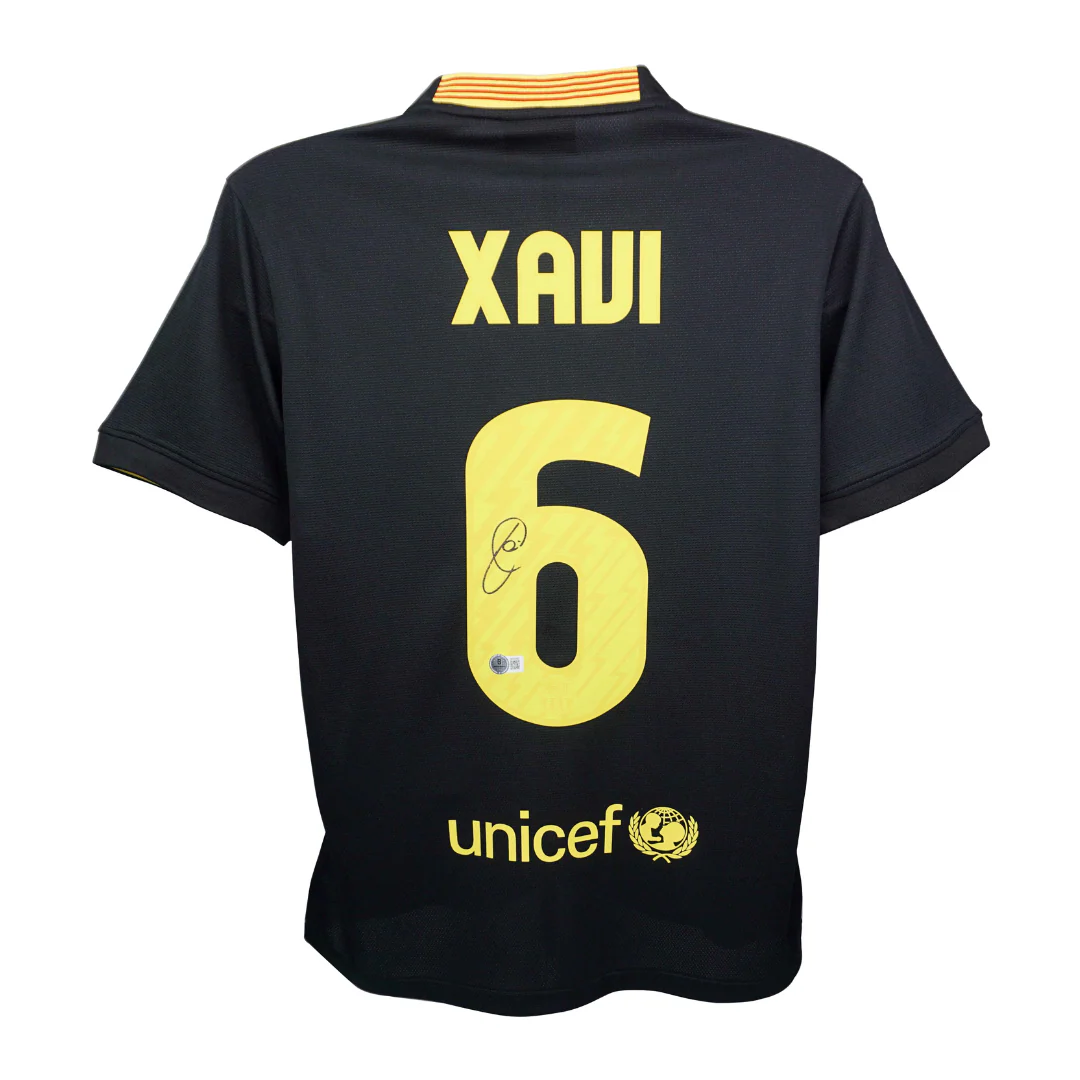 Xavi Hernandez Signed Barcelona Soccer Jersey #6 with Beckett COA - Image 3
